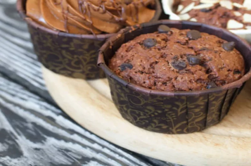 Massa de Muffin Com Recheio Chocolate, Fácil e Simples