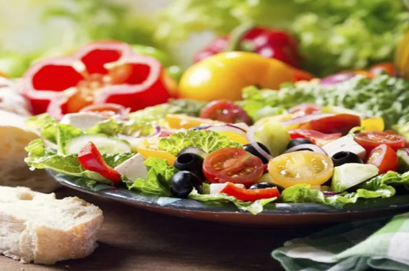 Salada Com Frango, Fácil e Simples